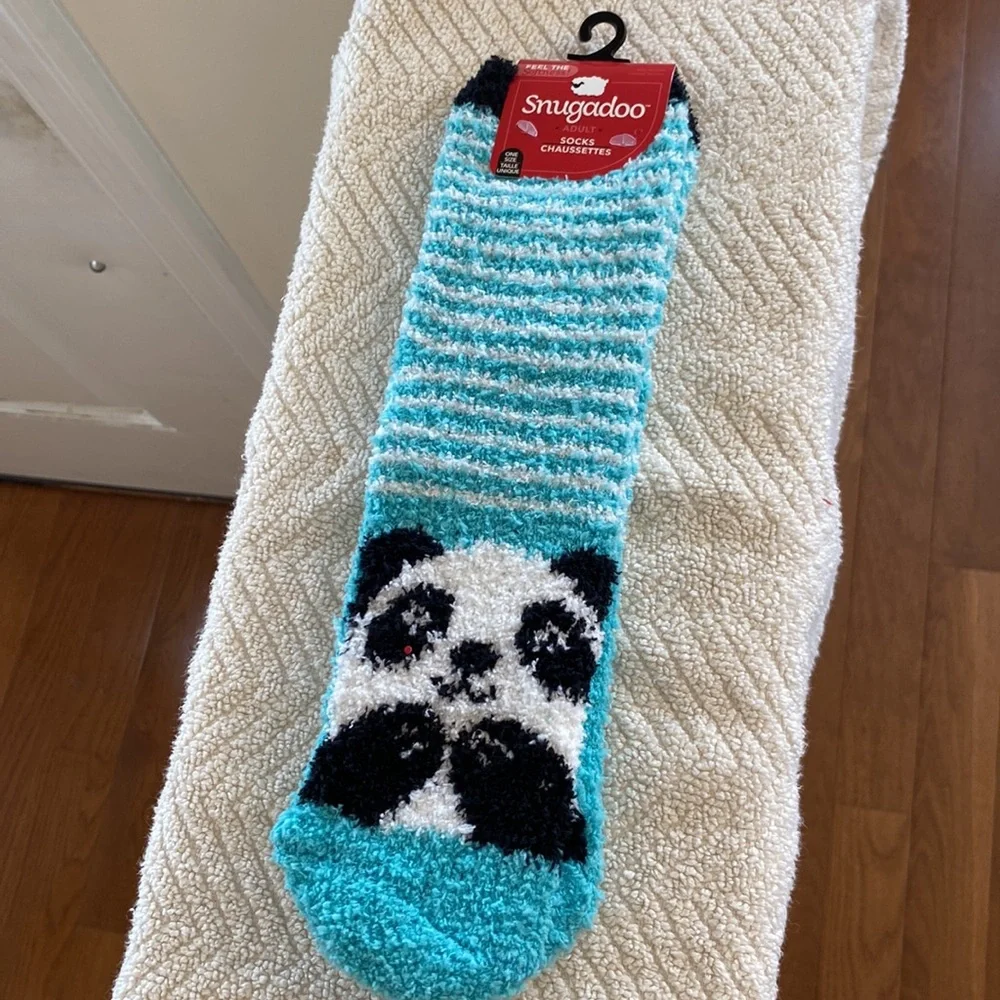 Snugadoo Blue White Fuzzy Panda Bear Socks Bonus Purple Koala Bear One Size